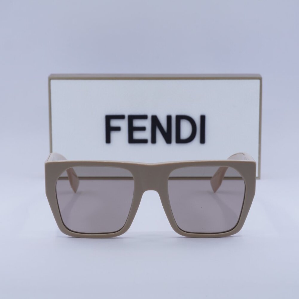 Final Price! Fendi FE40124I 57E Sunglasses - Picture 2 of 8